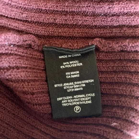 NWOT Theory Jemliss Evian Ribbed Turtleneck Sweater Burgundy Casual Medium - Picture 9 of 10